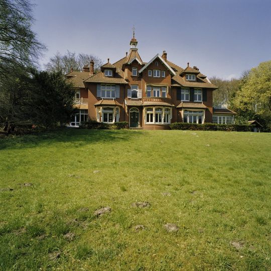 Hoofdgebouw van Koningshof