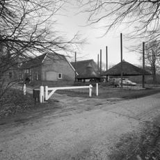 Huize Soeslo, hooiberg (II) met vijfzijdige rieten kap