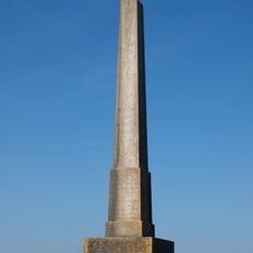 Obélisque de Fontenoy-en-Puisaye