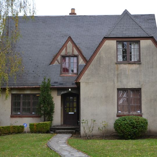 Howard A. Hall House