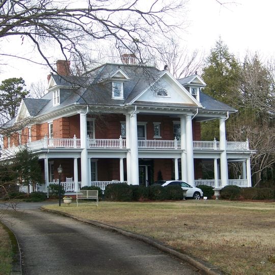 Washburn Historic District