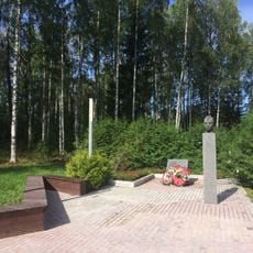 Памятник Тикиляйнену П.А. (1921−1941), Герою Советского Союза (Суоярви)