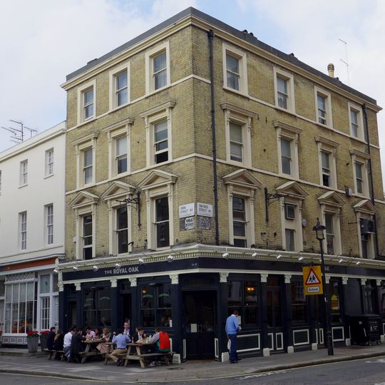 Royal Oak Public House