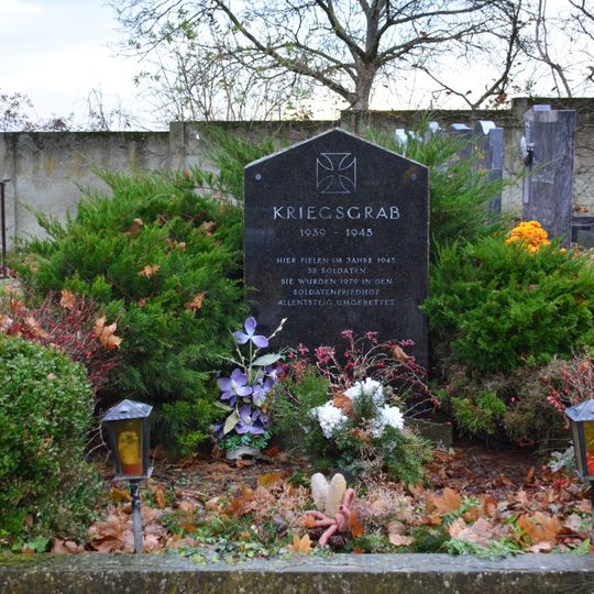 War cemetery Jedenspeigen