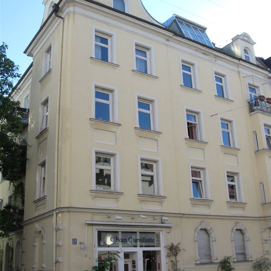 Mietshaus