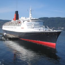 Queen Elizabeth 2