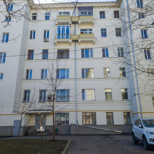 Bakuninskaya Street 98A s11