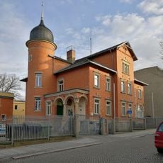 Villa in offener Bebauung Poststraße 4