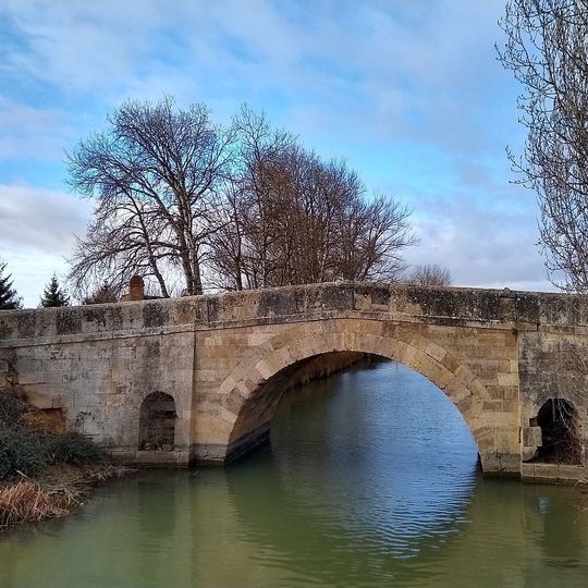 Strada sterrata, attrazione turistica, sentiero