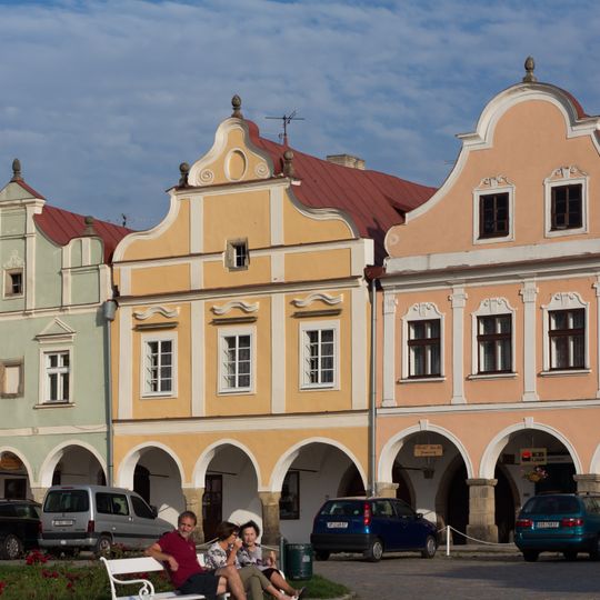 Náměstí Zachariáše z Hradce 41