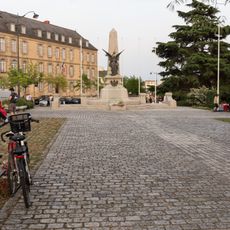 Place de l'Ordre national du Mérite