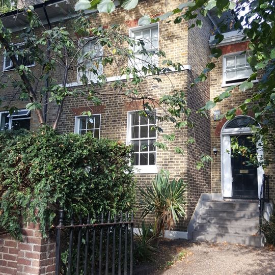 23, Rhondda Grove E3