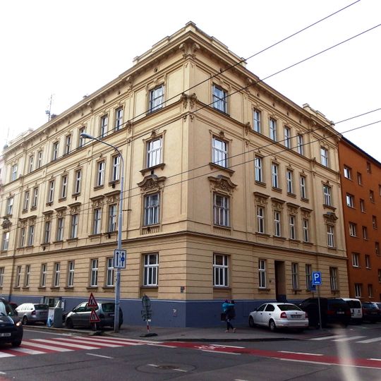 Kounicova 53, Sokolská 14