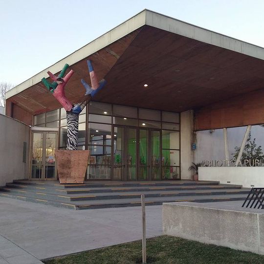 Biblioteca Pública de Cerrillos