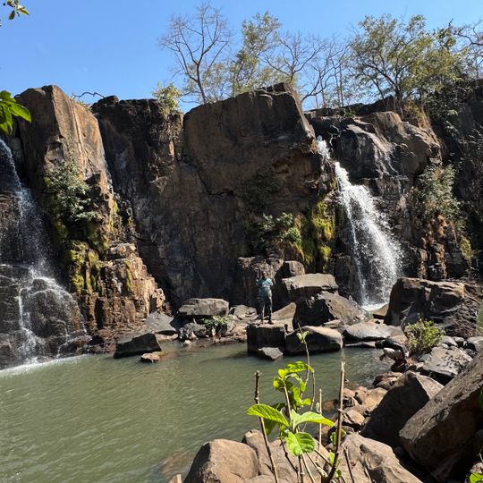 Kounsi Waterfall