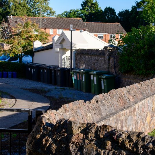 Garden Walls At Greenhill