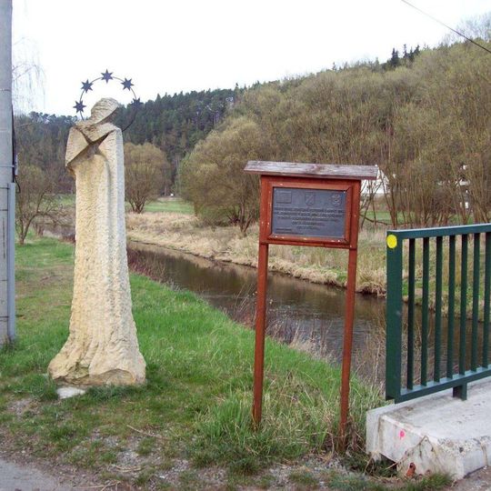 Socha svatého Jana Nepomuckého v Nové Huti