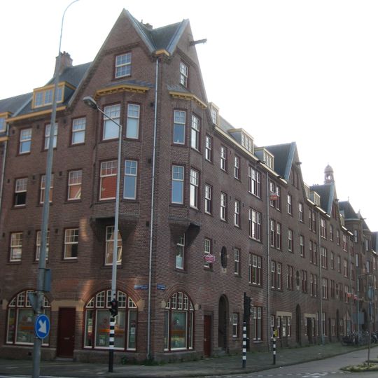 Patrimonium: half vrijstaand noordelijk bouwblok