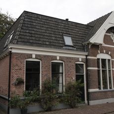 Ennekerdijk 13, Borne