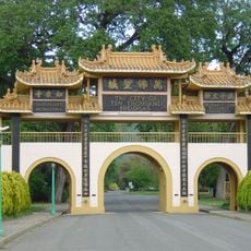 City of Ten Thousand Buddhas