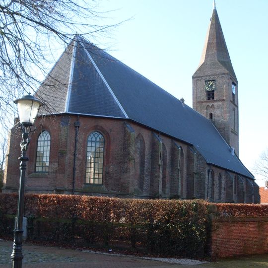 Hervormde Kerk. Schip met resten van een ouder dwarspand
