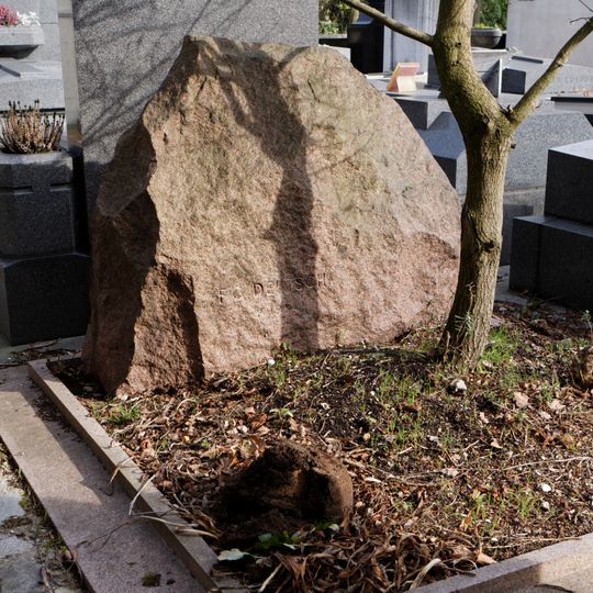 Grave of Deutsch
