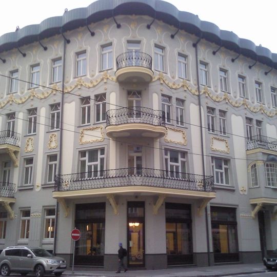 Nájomný dom, Tulipán