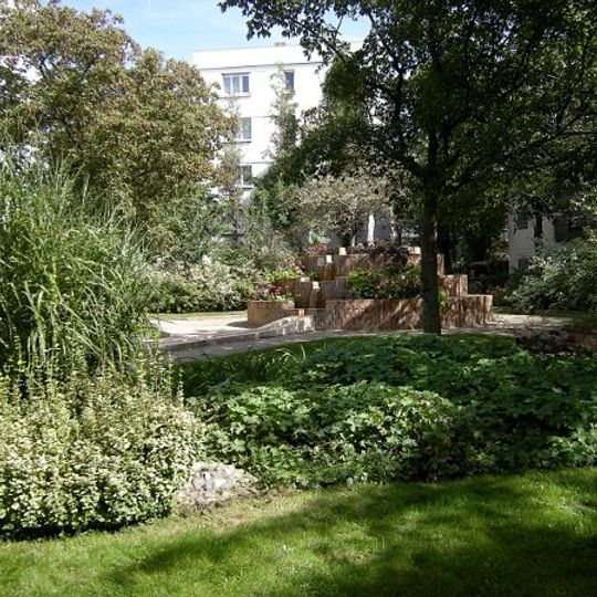 Square Frédéric-Rossif