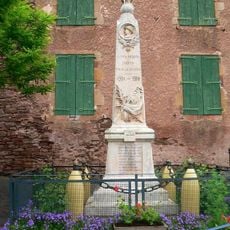 War memorial of Saint-Izaire