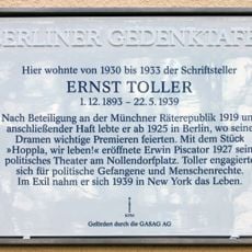 Commemorative plaque to Ernst Toller
