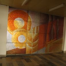 Skleněná mozaika v přízemí budovy Středního odborného učiliště zemědělského, Engelsova 890