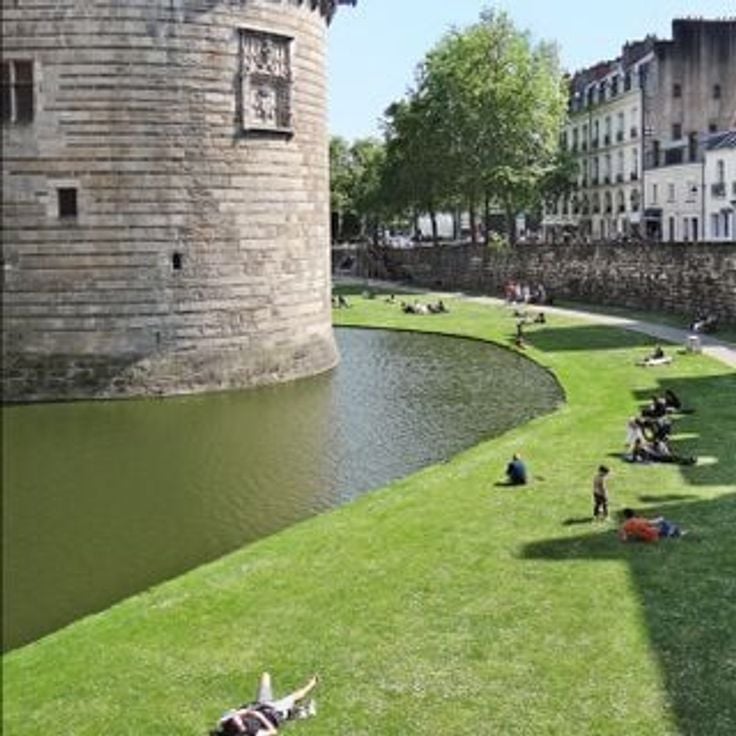 Jardin des Douves du château