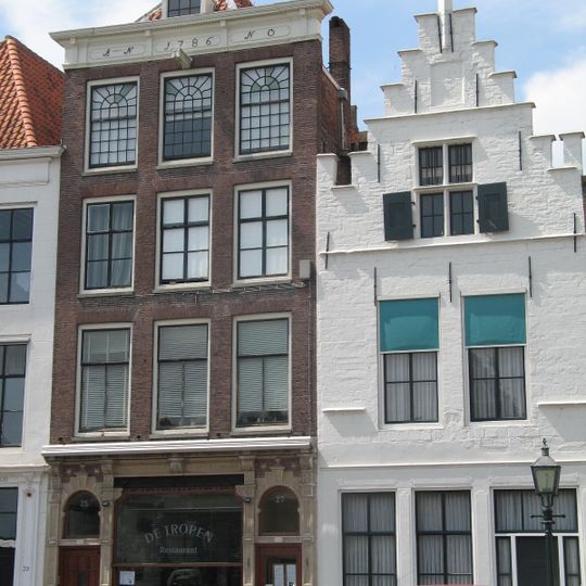 Damplein 25, Middelburg