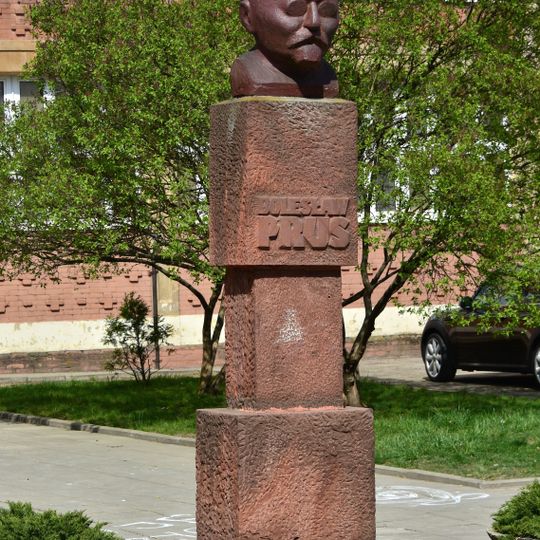 Bust of Prus in Warsaw