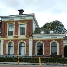 Middelstumerweg 17-17a (Onderdendam)