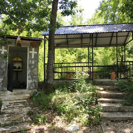 Црква „Св. Недела“ - Крапа