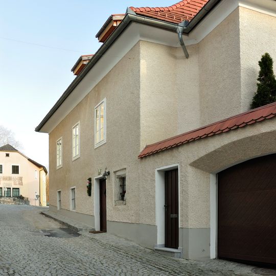 Bürgerhaus, Kastenknechthaus