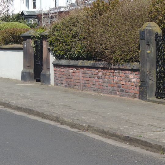 Gatepiers and wall of Beach Lawn, Waterloo