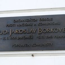Pamětní deska Jaroslavu Borkovcovi v Jaroměři