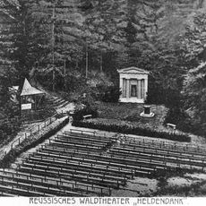 Reußisches Waldtheater Heldendank