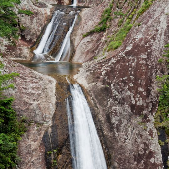 Nunobiki Falls