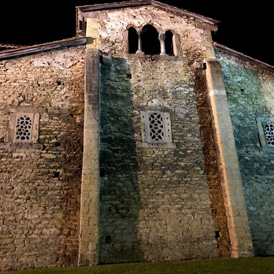 San Julián de los Prados