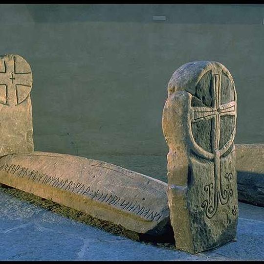 Sm 83, Vrigstads kyrkogård