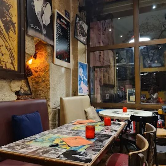 L'Entrepot's