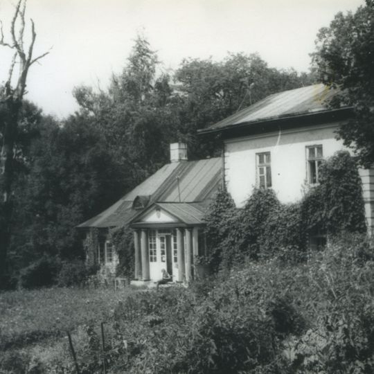 Zespół dworski, XVIII/XIX