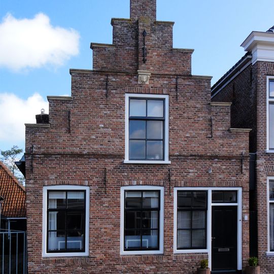 Oosteinde 11, Sint Jacobiparochie