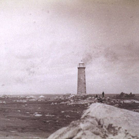 Goose Island lighthouse