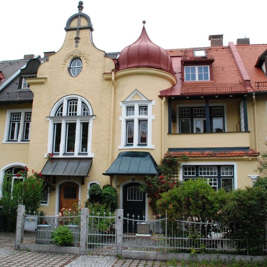 Thürheimstraße 2–8