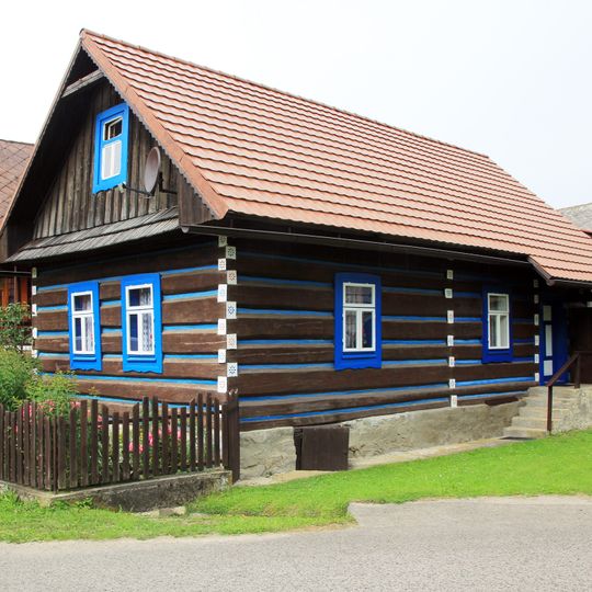 Roľnícka usadlosť, dom ľudový