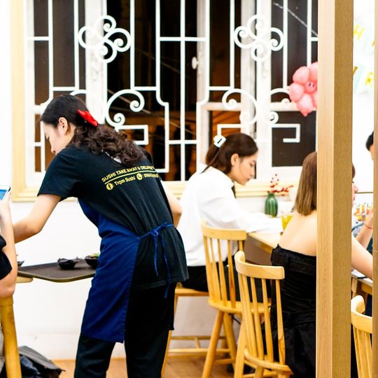Trạm Sushi